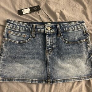 Fashionnova denim skirt